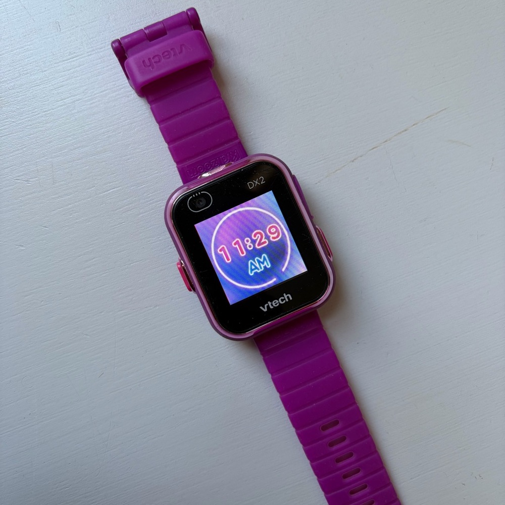 VTech Zoom Kidizoom Touch Screen Smartwatch Pink Camera Games Working Condition